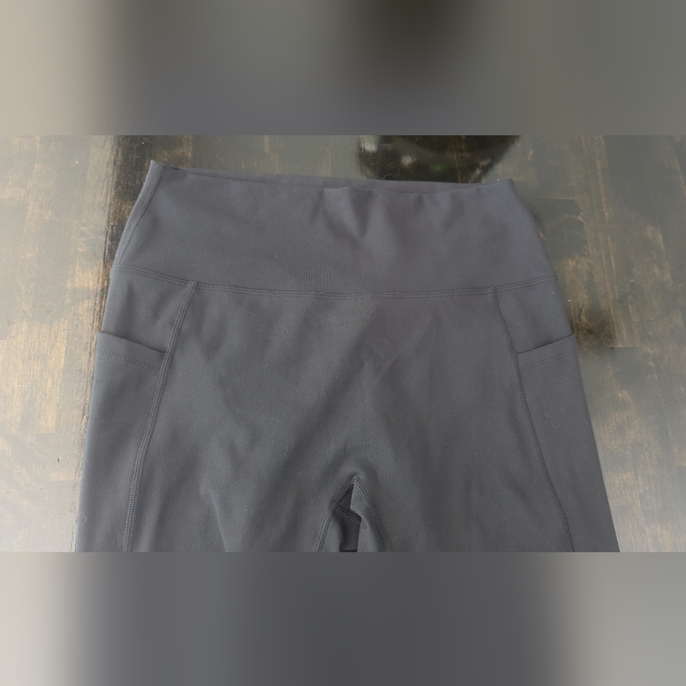 Til You Collapse New Effortless Pocket Leggings in Black size Medium